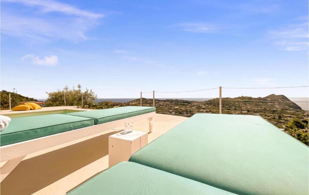 Villa Inarime Иския Екстериор снимка