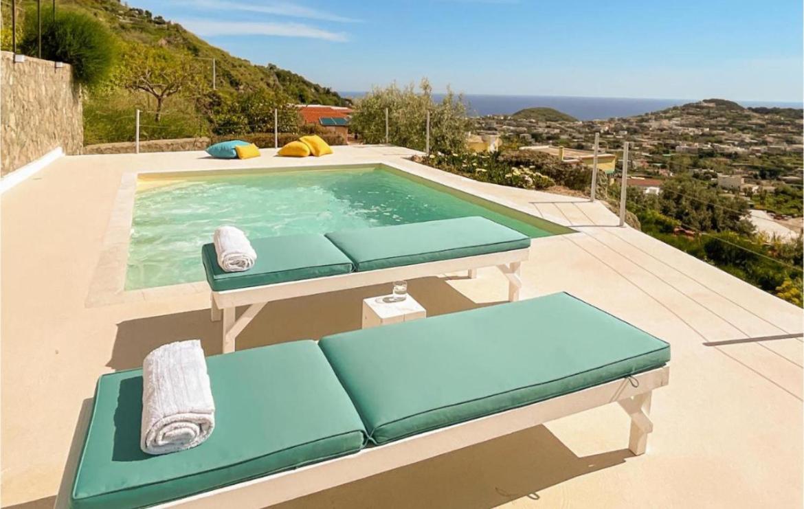Villa Inarime Иския Екстериор снимка